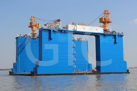 Semi-Submersible Ship with Lifting-Capacity 5000T